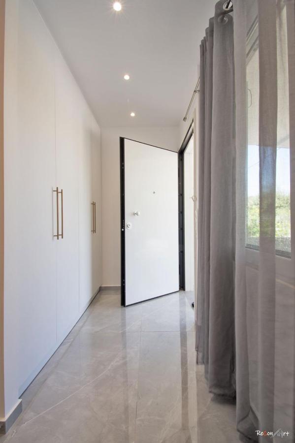Oresti'S Villa Near Airport & Beach Artemida  Exterior foto